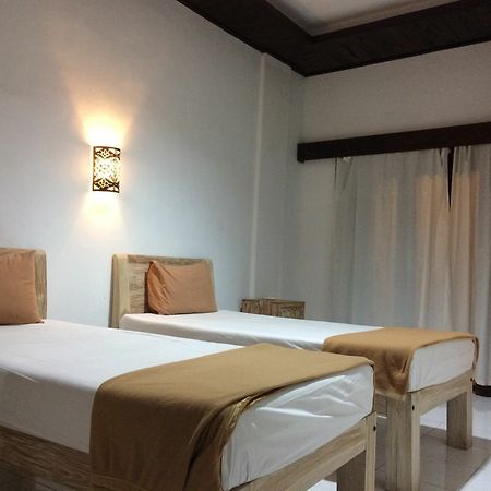 Kubu B'Dauh Homestay Legian Esterno foto